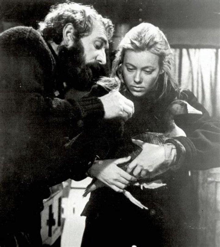 Richard Harris and Jenny Agutter in a publicity photo for 'The Snow Goose' (1971)