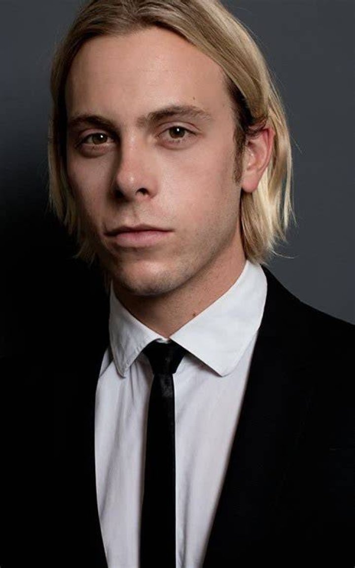 Riker Lynch height