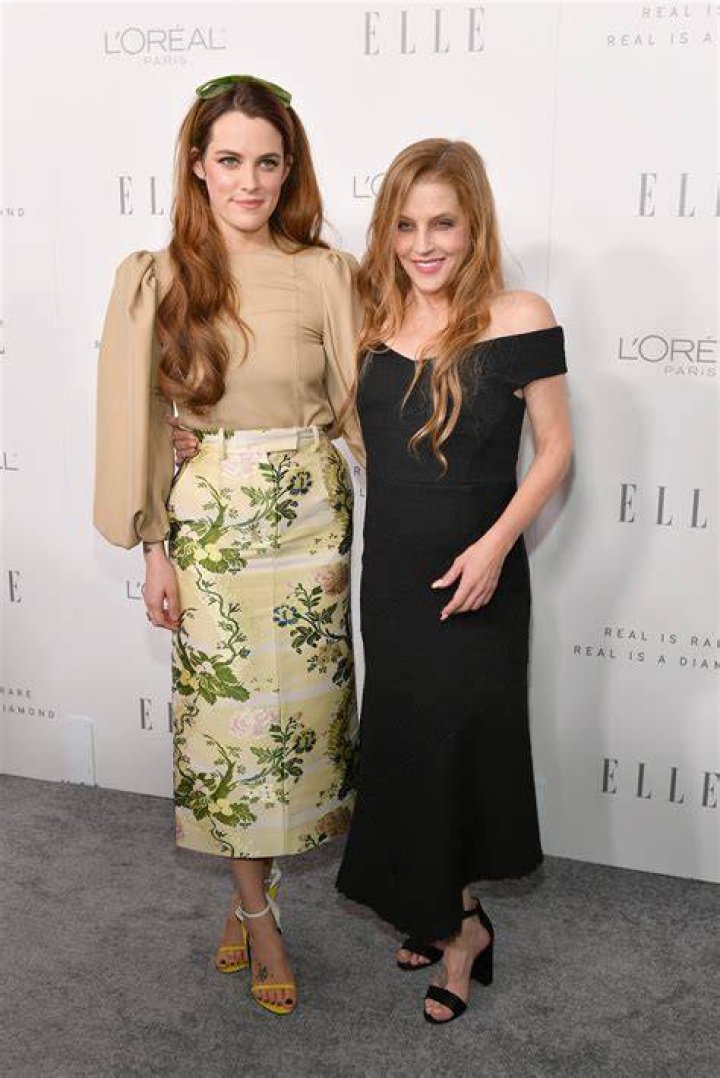 Riley Keough Height