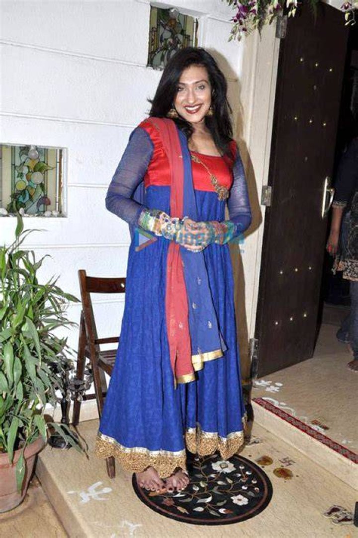 Rimi Sen at Bappi Lahiri's wedding in 2012