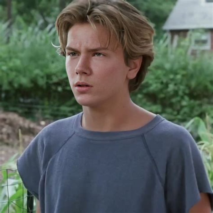 River Phoenix as seen in a still from the movie 'Little Nikita'