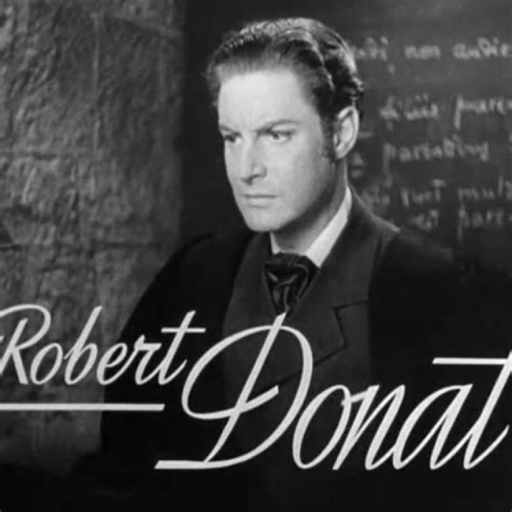 Robert Donat in a trailer video of the 1939 movie _Goodbye Mr. Chips