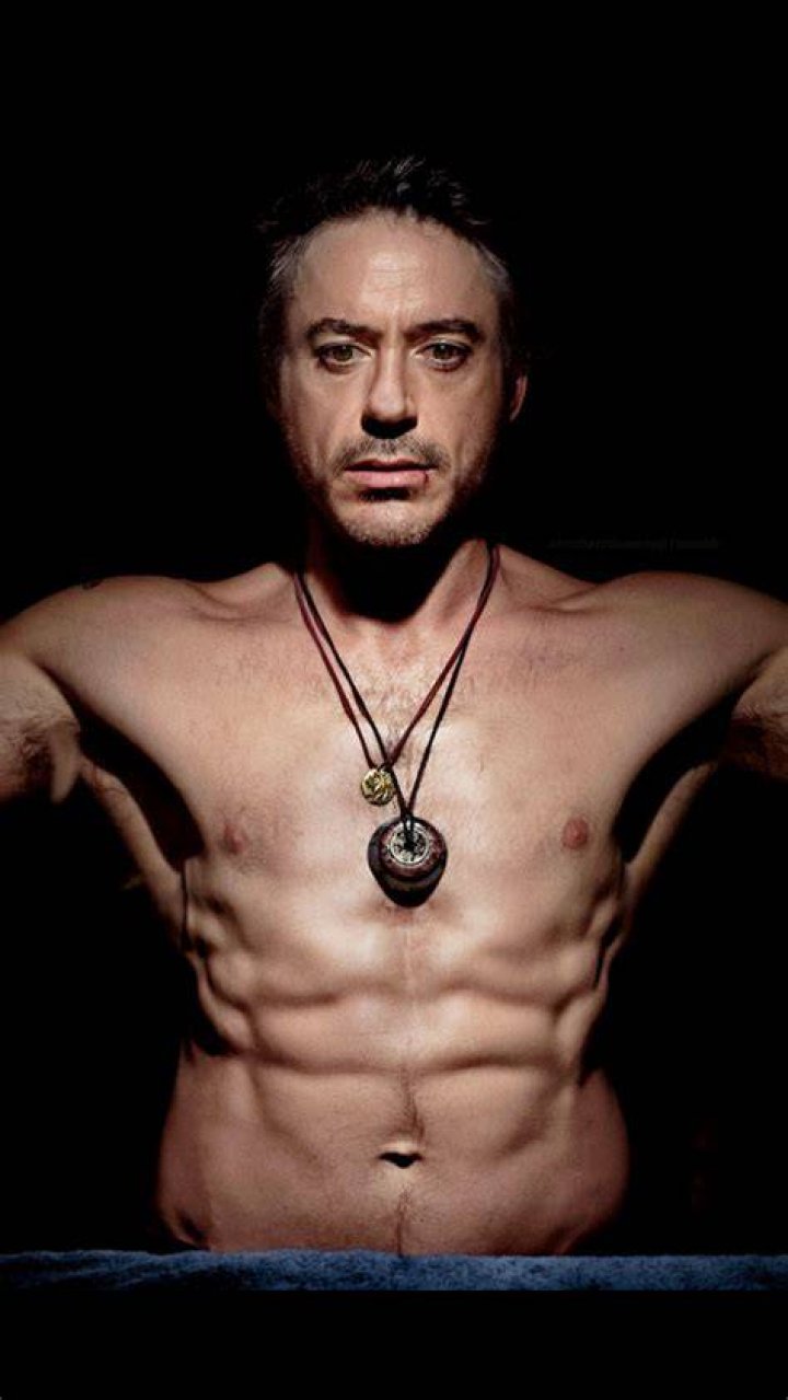 Robert Downey Jr body