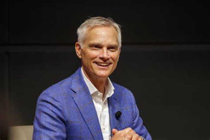 Robert Isom as seen in an Instagram Post in May 2023