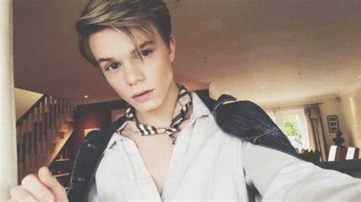 Ronan Parke in a selfie in April 2017