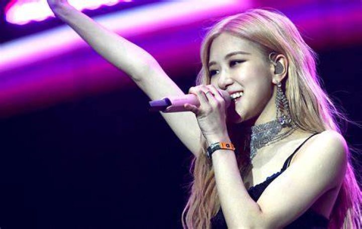 Rosé at Korea Music Festival in October 2017