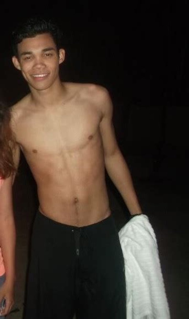 Roshon Fegan shirtless