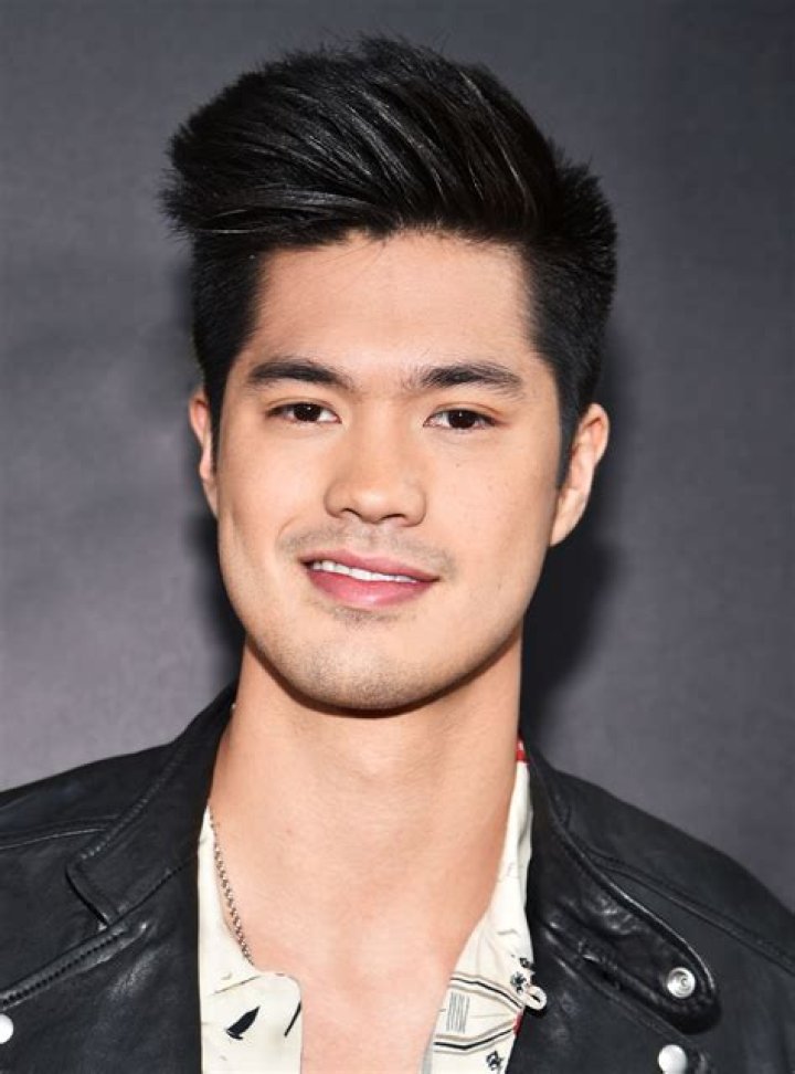 Ross Butler in a selfie as seen in November 2017