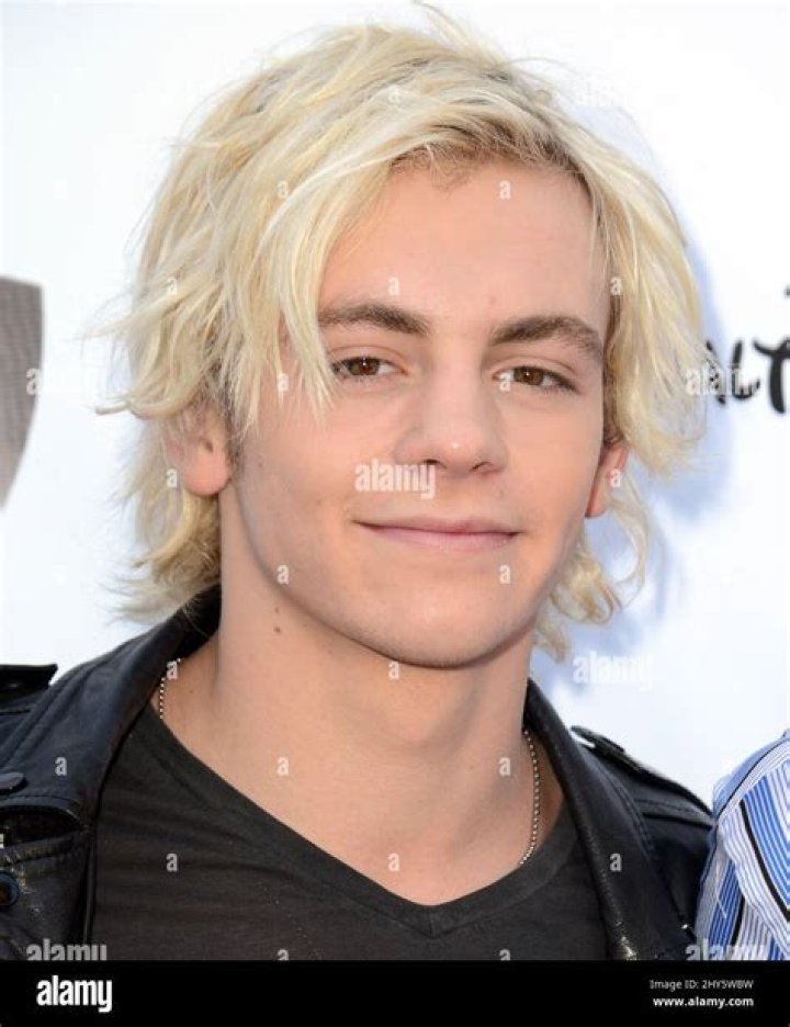Ross Lynch R5