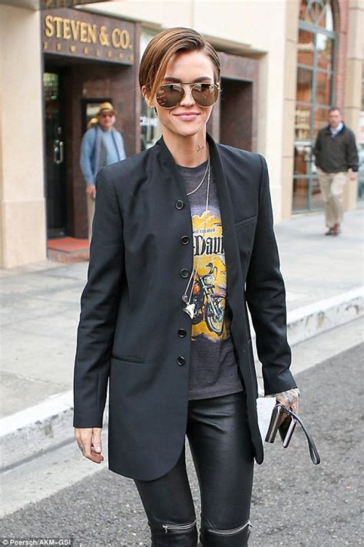 Ruby Rose runs errands in Los Angeles, California on August 8, 2015