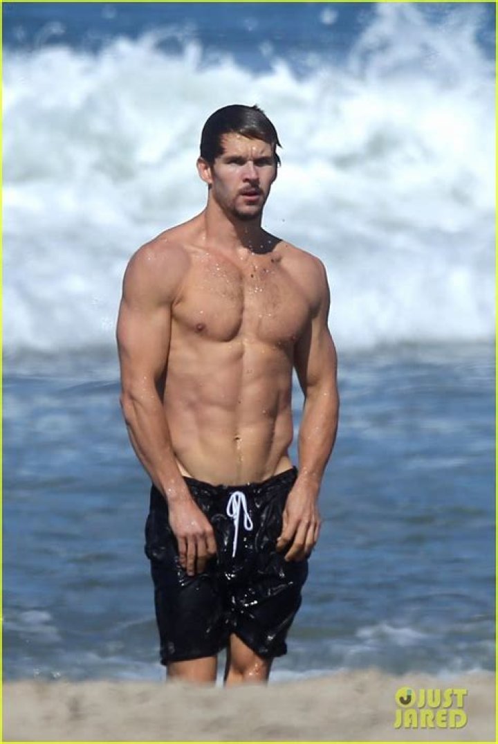 Ryan Kwanten shirtless