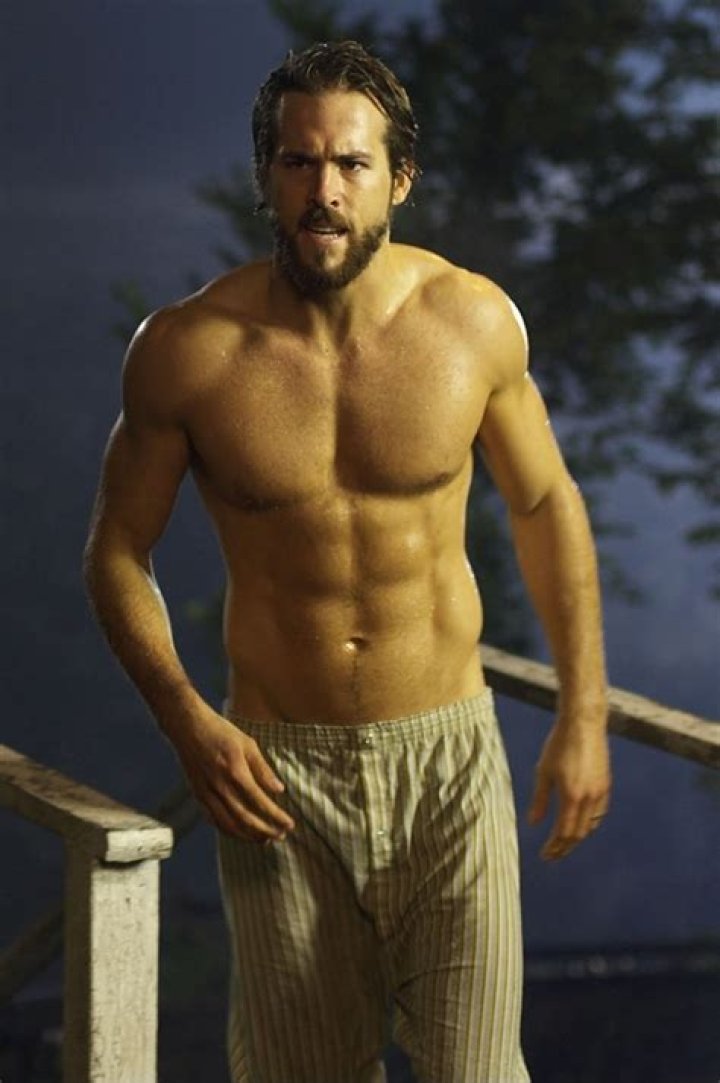 Ryan Reynolds shirtless
