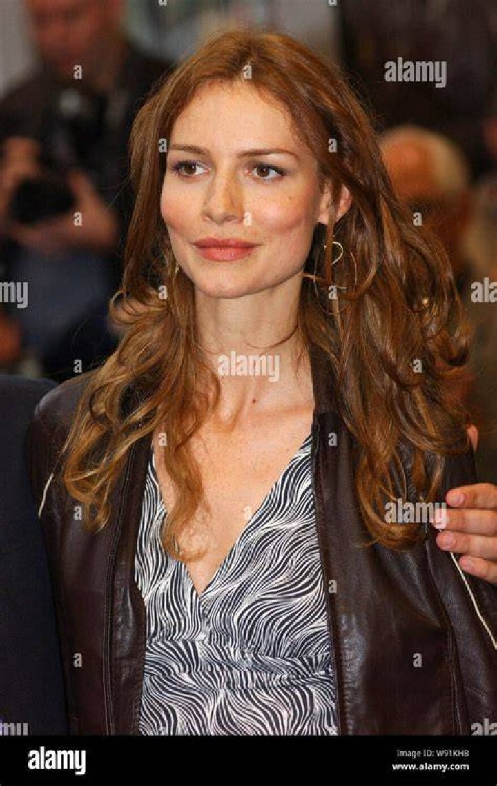 Saffron Burrows on her way to the polling booth in November 2016