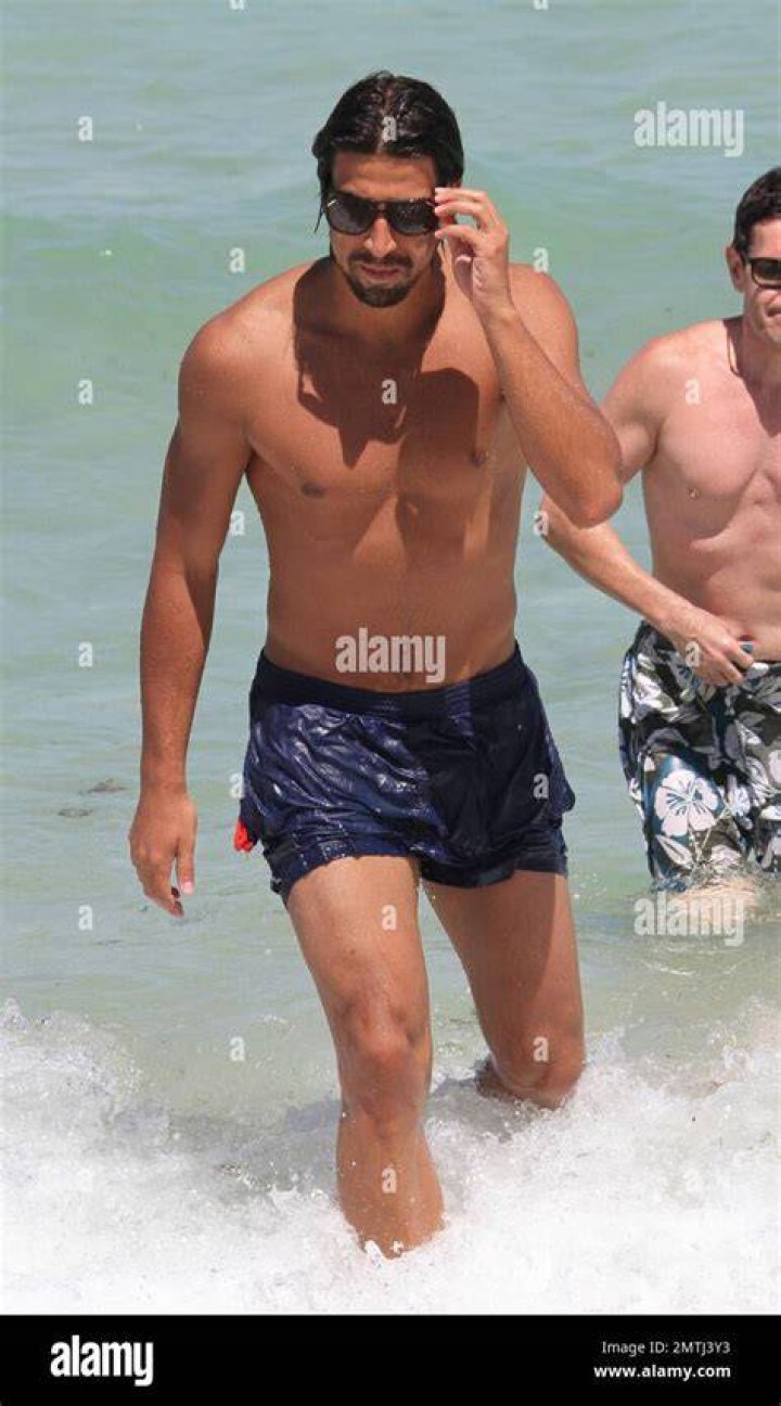 Sami Khedira shirtless on the Miami beach on July 12, 2012