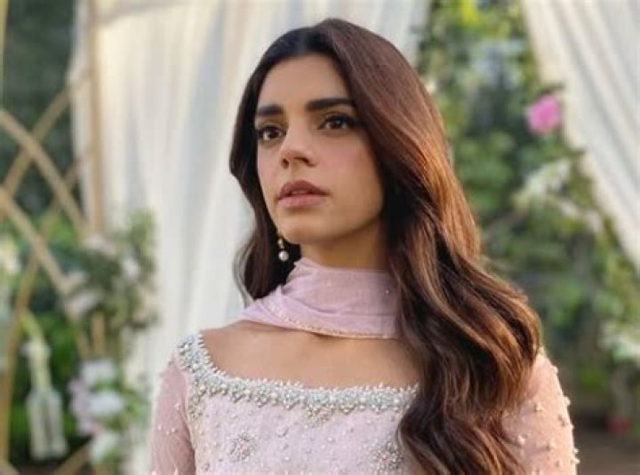 Sanam Saeed Height, Weight, Age, Husband, Biography