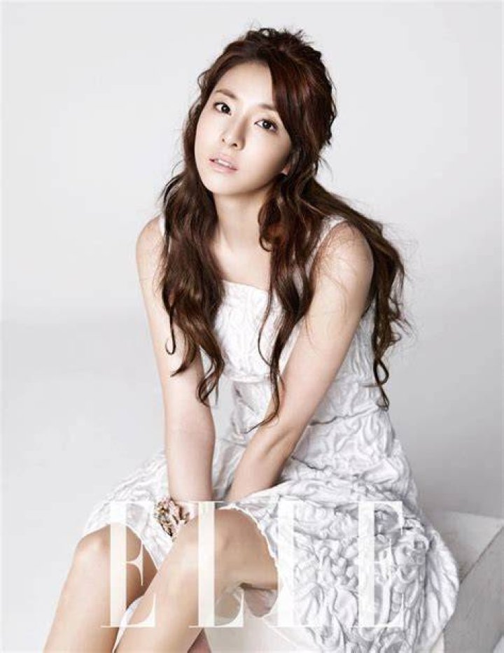 Sandara Park 2NE1 Elle Magazine