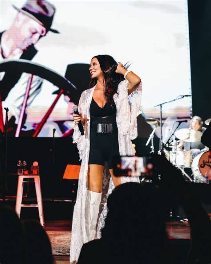 Sara Evans having a good time on the lake in October 2020