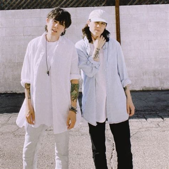 Sara Keirsten Quin in a picture with her sister Tegan Rain Quin (Left) at a concert in July 2014, at the Hillside Festival in Guelph