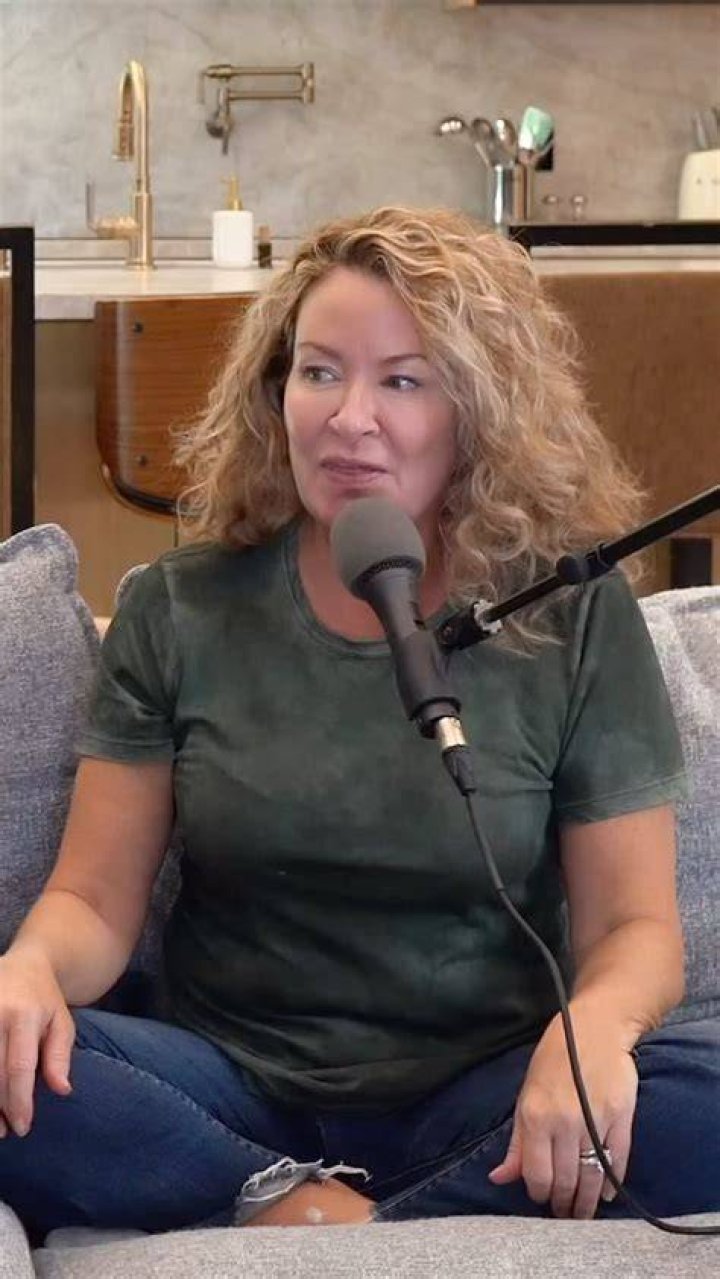 Sarah Colonna in an Instagram selfie from April 2020