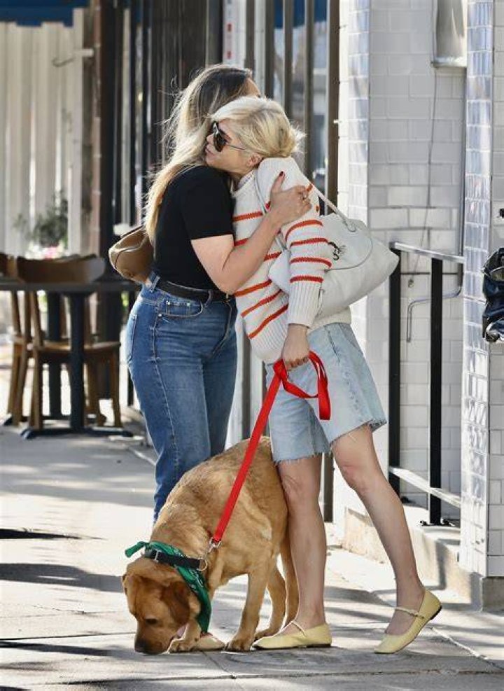 Selma Blair with her dog Ducky in Beverly Hills in November 2015