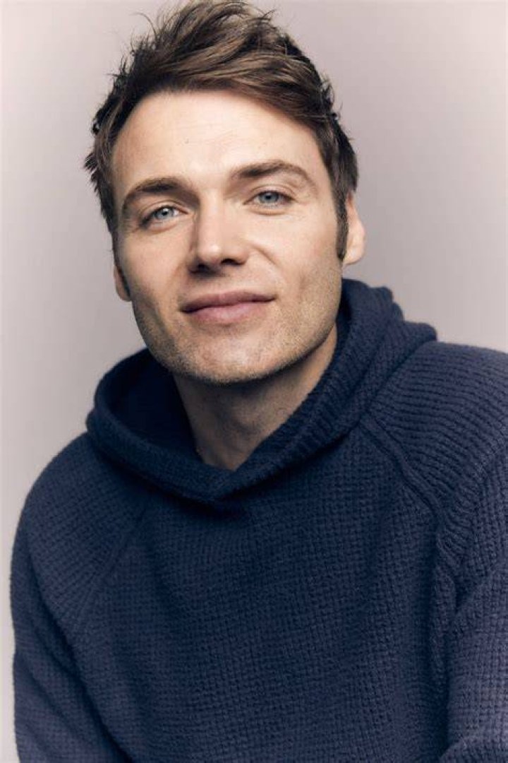 Seth Gabel as seen speaking at Wondercon in 2012