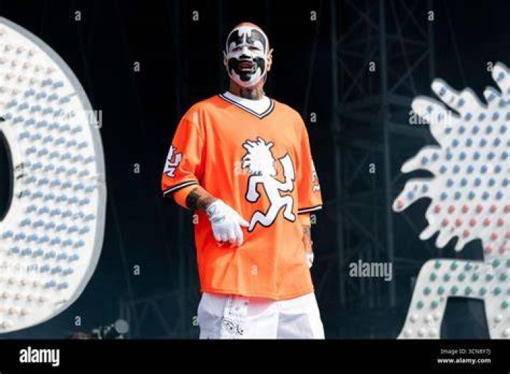 Shaggy 2 Dope during a performance at the Wicked Wonka tour in 2003