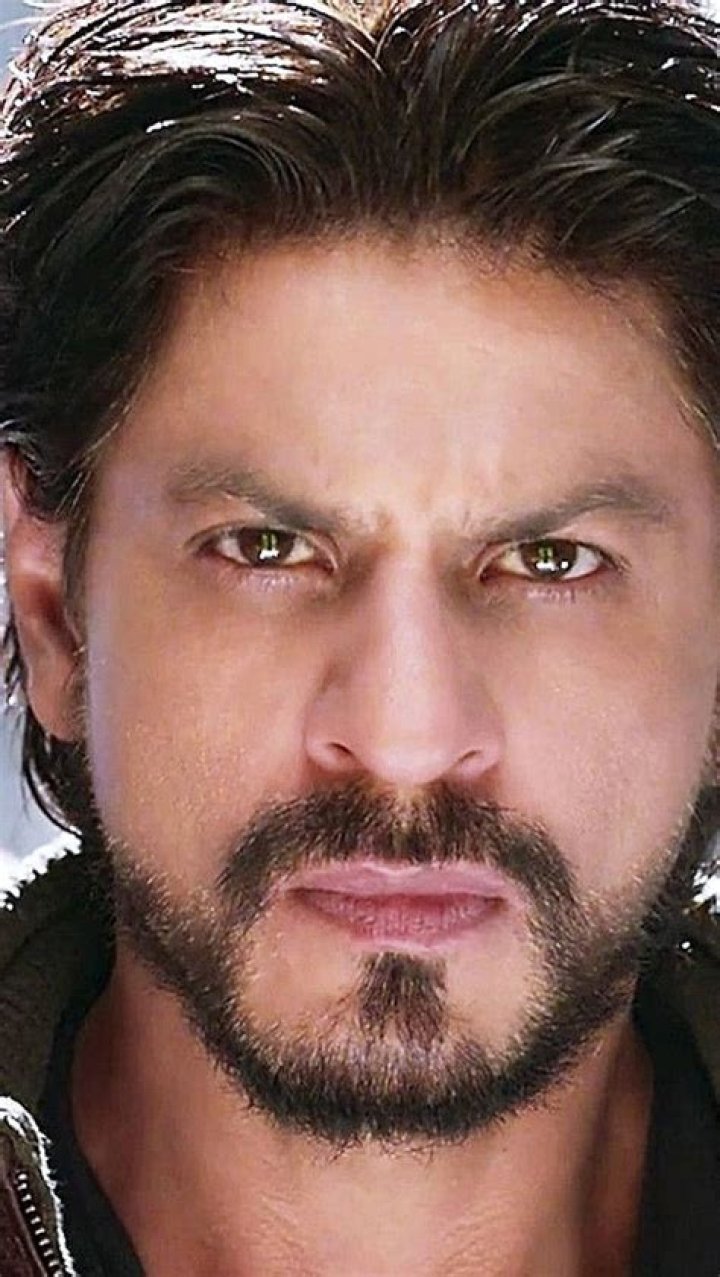 Shahrukh-Khan-face-closeup