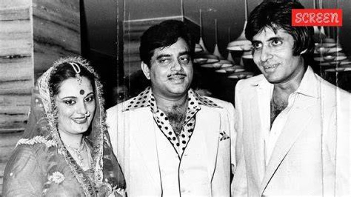 Shatrughan Sinha (right) as seen with his wife, daughter, and Prim Minister Narendra Modi in 2015