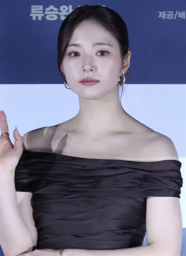Shin Se-kyung in July 2019