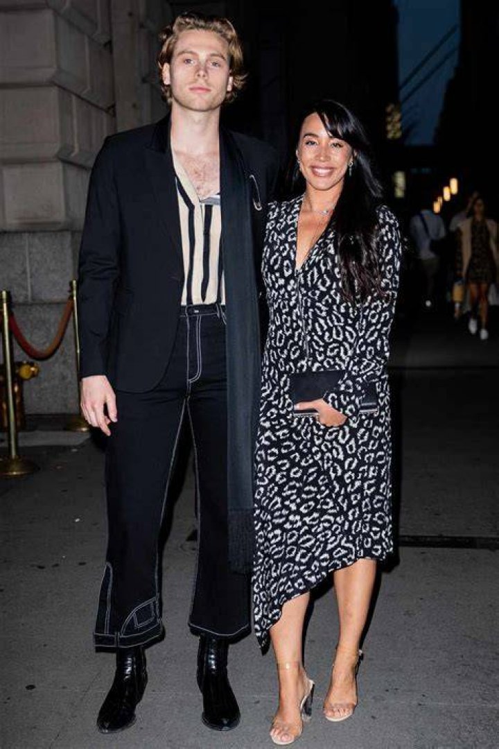 Sierra Deaton at The X Factor Season 3 finale.