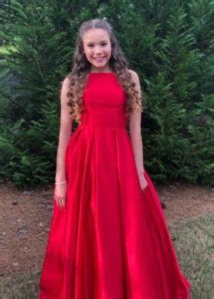 Sierra Haschak as seen while posing for the camera in December 2018