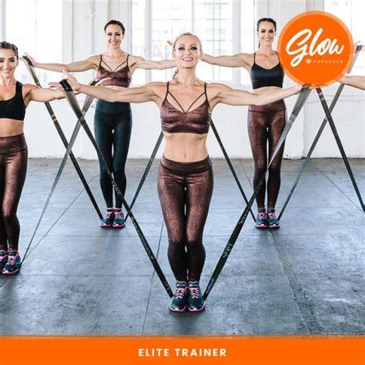 Simone De La Rue workout