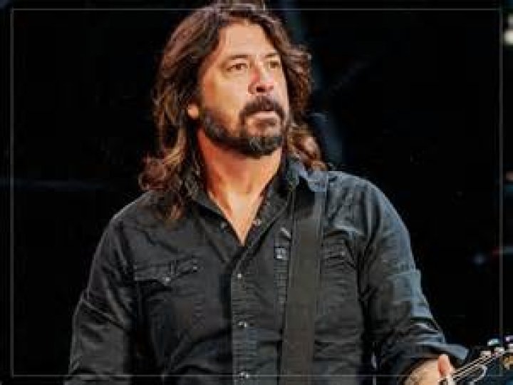 Singer Dave Grohl in Iceland in 2005