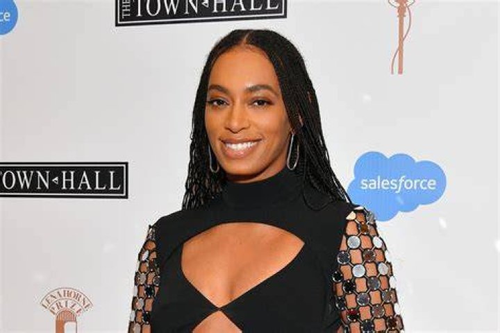 Solange Knowles in black and white dress out in Manhattan in April 2016
