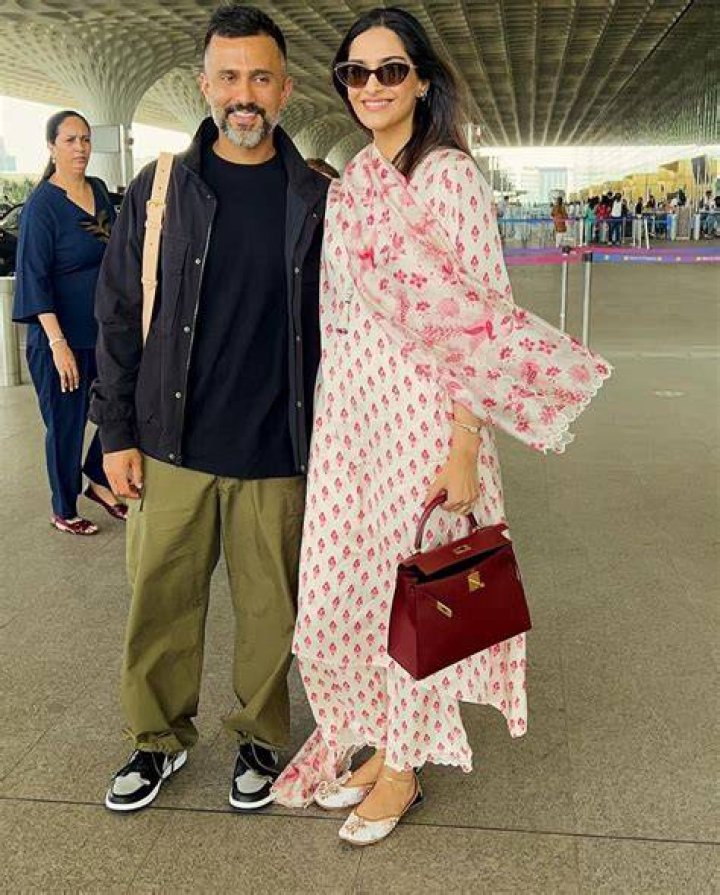 Sonam Kapoor with Punit and Imraan Khan