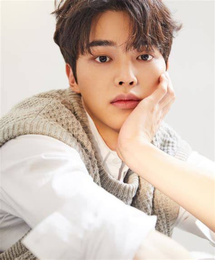 Song Kang as seen in a picture taken at 'Love Alarm' press conference on August 20, 2019