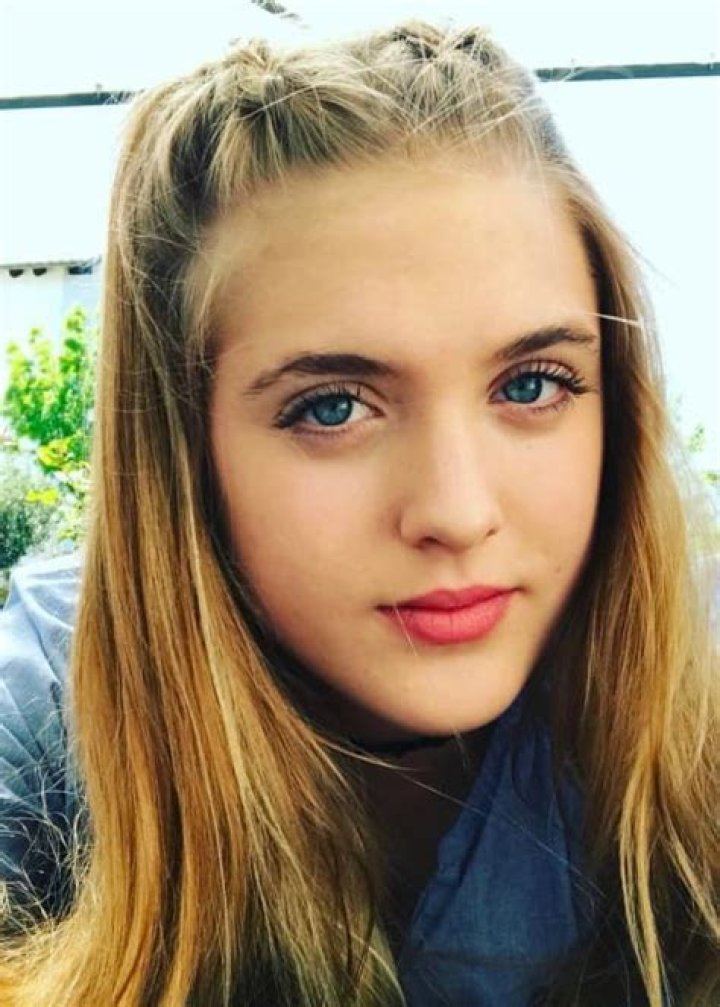 Sophia M&uuml;nster in an Instagram selfie as seen in April 2017
