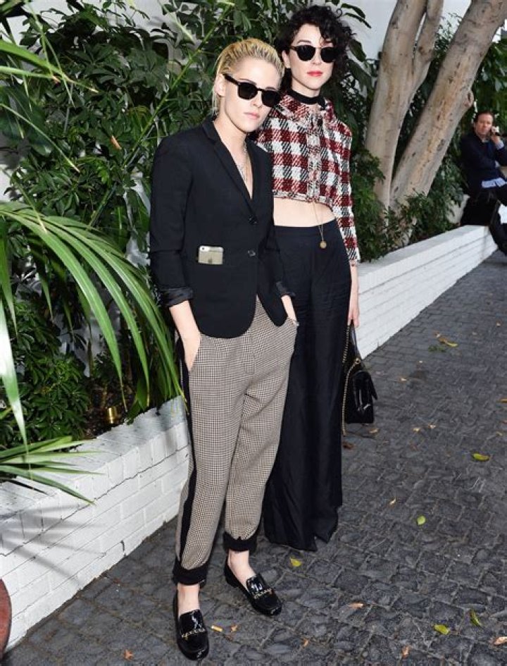 St. Vincent and Kristen Stewart during the CFDA Vogue Fashion Fund Show in LA on October 27, 2016