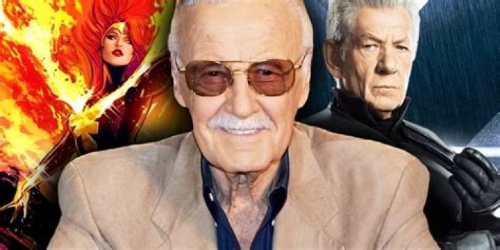 Stan Lee at the Phoenix Comic-Con in Phoenix, Arizona in May 2011