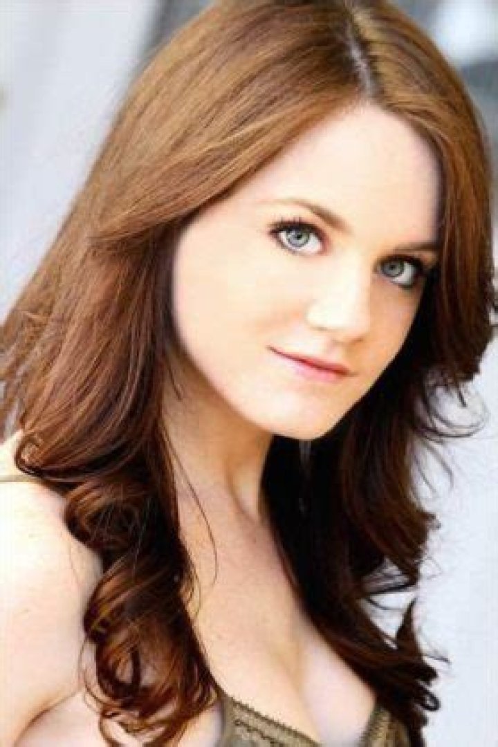 Steffani Brass headshot