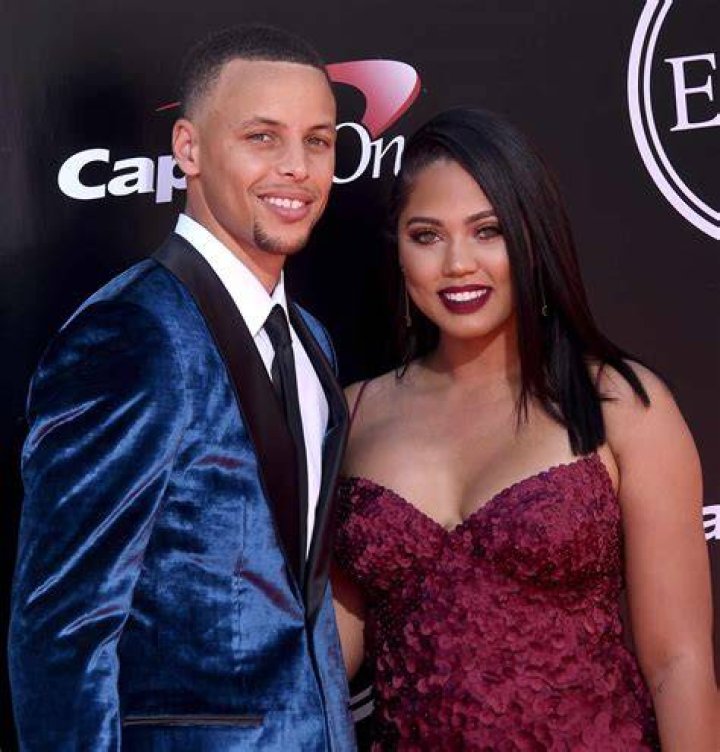 Stephen Curry with his wife Ayesha Alexander