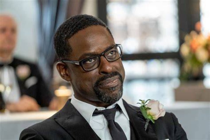 Sterling K. Brown with his Golden Globe Award in January 2018