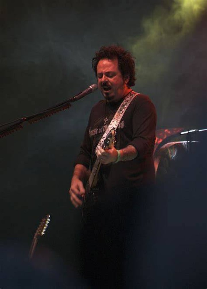 Steve Lukather performing in Trondheim, Norway on August 4, 2007