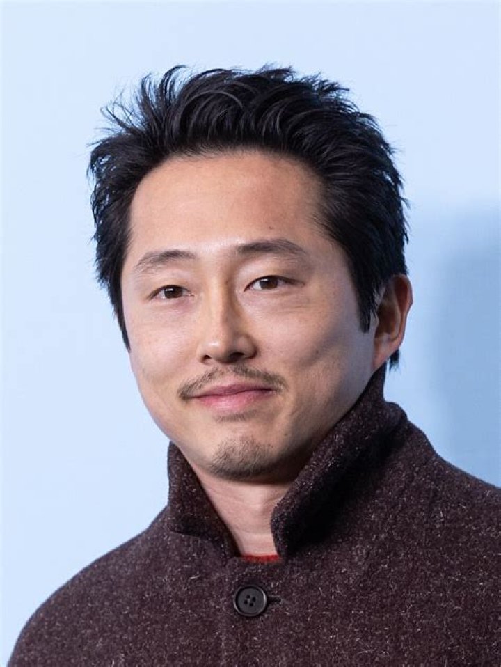 Steven Yeun at the 2017 Screen Actors Guild Awards