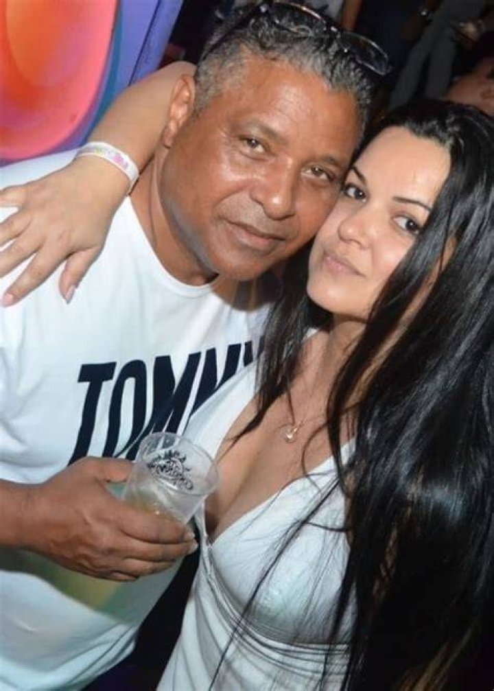 Stevie B as seen while posing with Paula Hill at Coco Mambo Recreio in May 2019