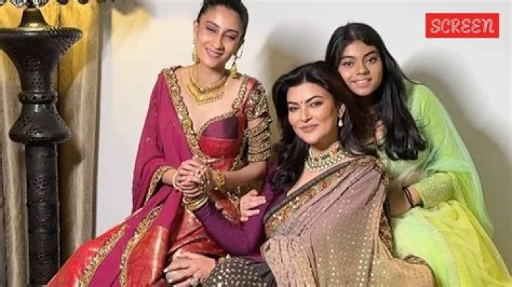 Sushmita Sen with daughters Renee and Alisah