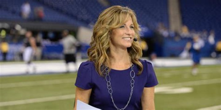Suzy Kolber in an Instagram post as seen in January 2015