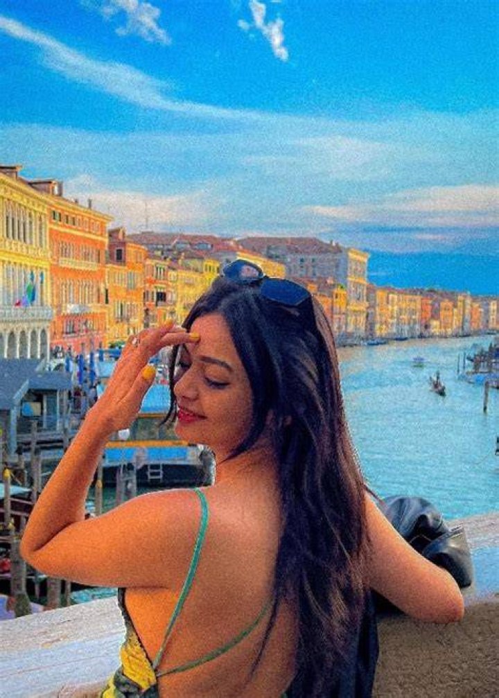 Swini Khara as seen while smiling for a picture in Udaipur, Rajasthan in August 2021