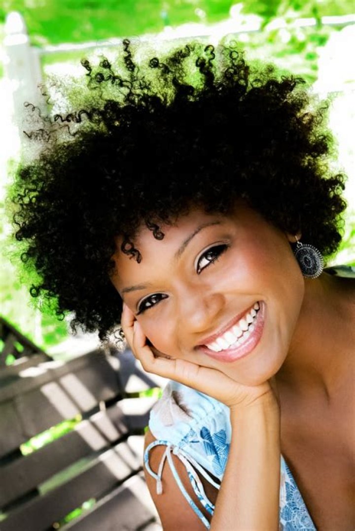 Syesha Mercado in the American Idol Experience motorcade at Walt Disney World