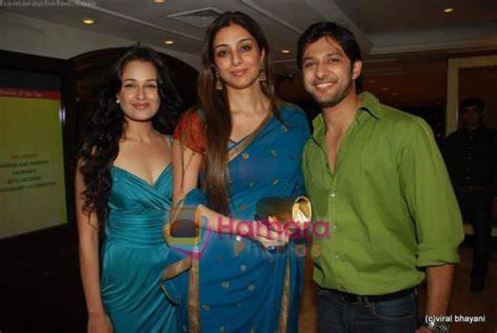 Tabu at Ramesh Taurani's 25th wedding anniversary